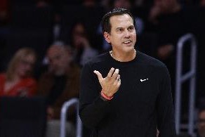 斯波：更衣室始终充满活力 球队的化学反应正在不断升温